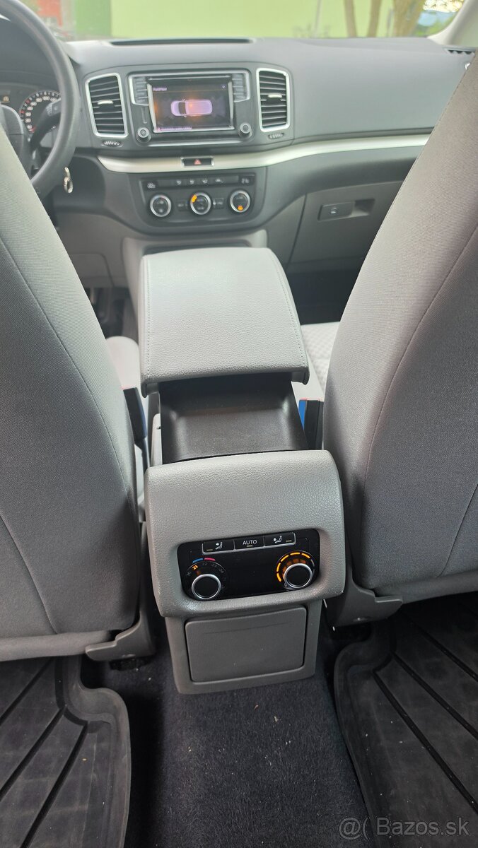 Seat alhambra 2016,7 miestne - 13
