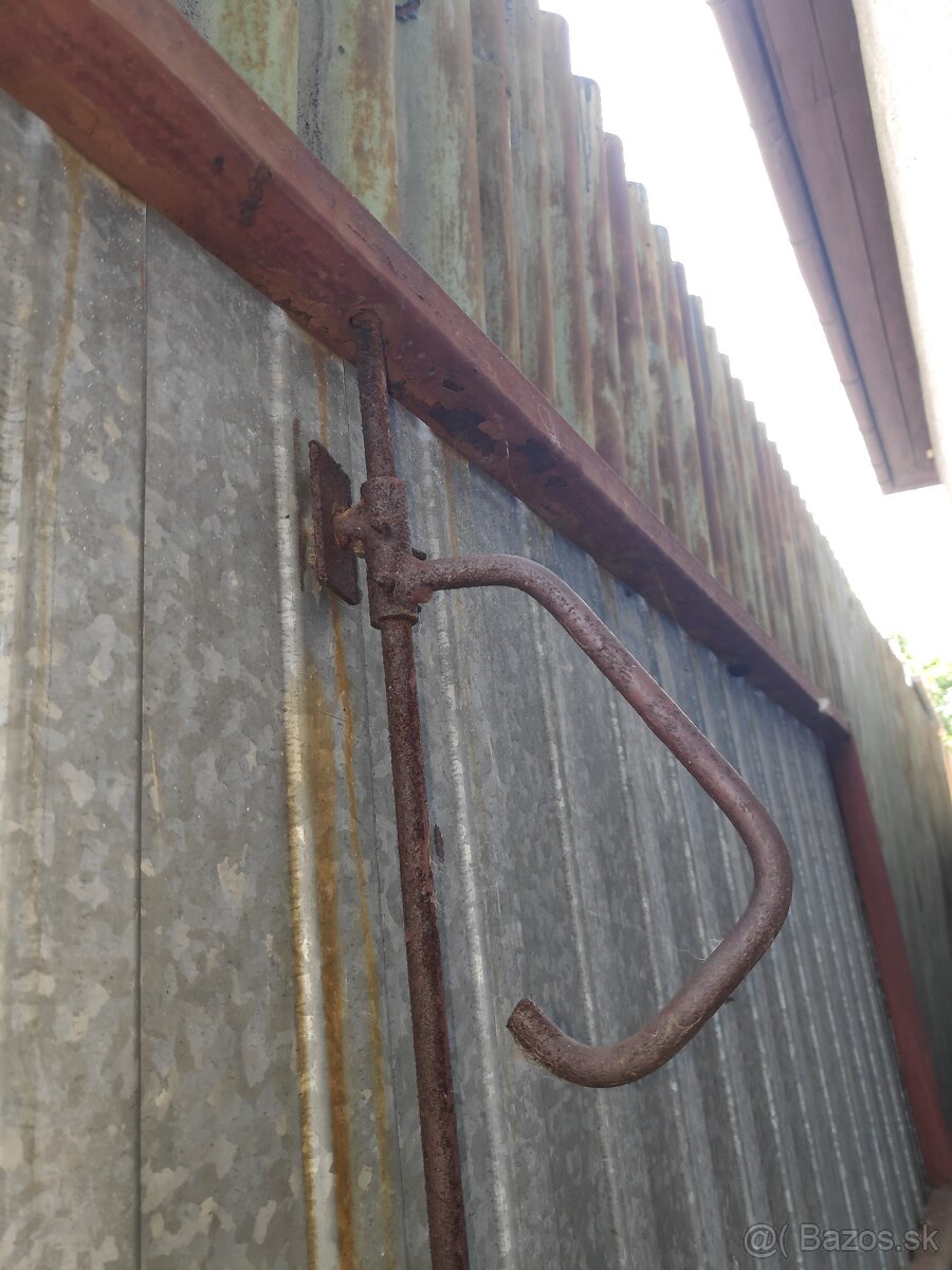 Predám nábytok, PVC rúru a garážovú bránu - 13