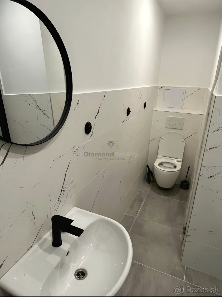 NA PREDAJ KOMPLETNE ZREKONŠTRUOVANÝ BYT | ZIMNÁ ULICA | 40m² - 13