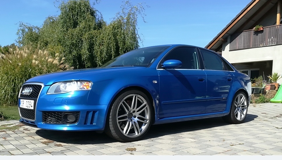 Prodám Audi RS4 4.2 V8 Exclusive B7 - 13