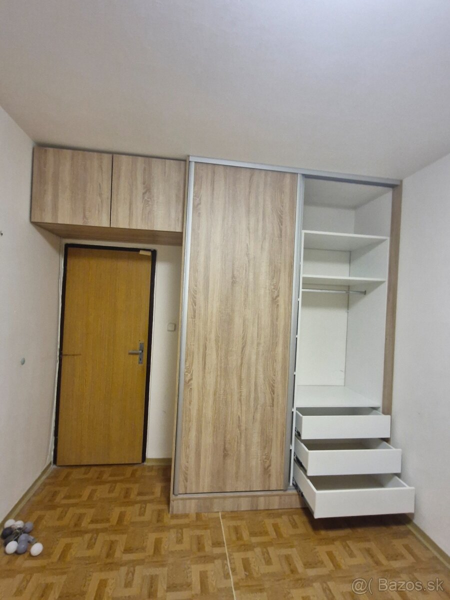 Vstavaná skriňa presne podľa vašich predstáv - 13