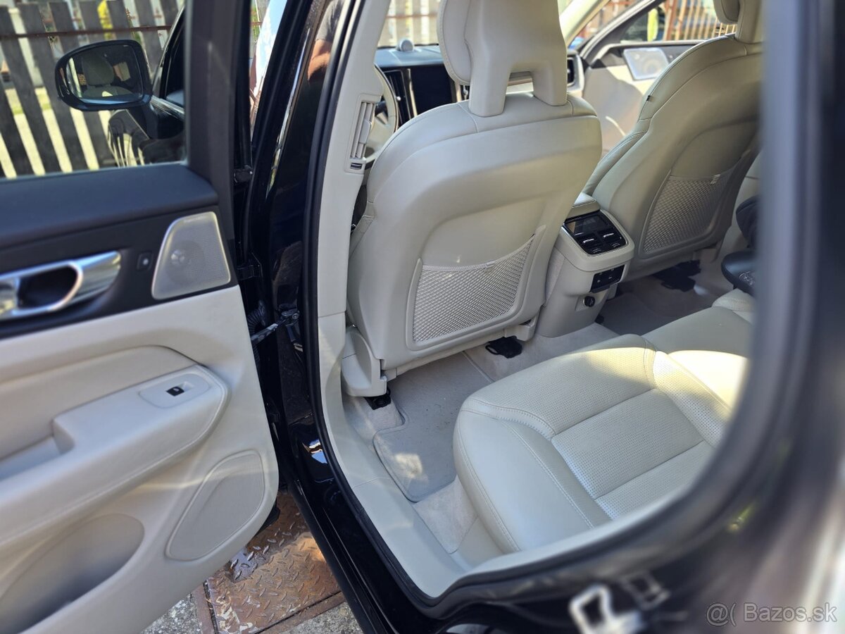 Volvo XC60 Inscription D5 - 13