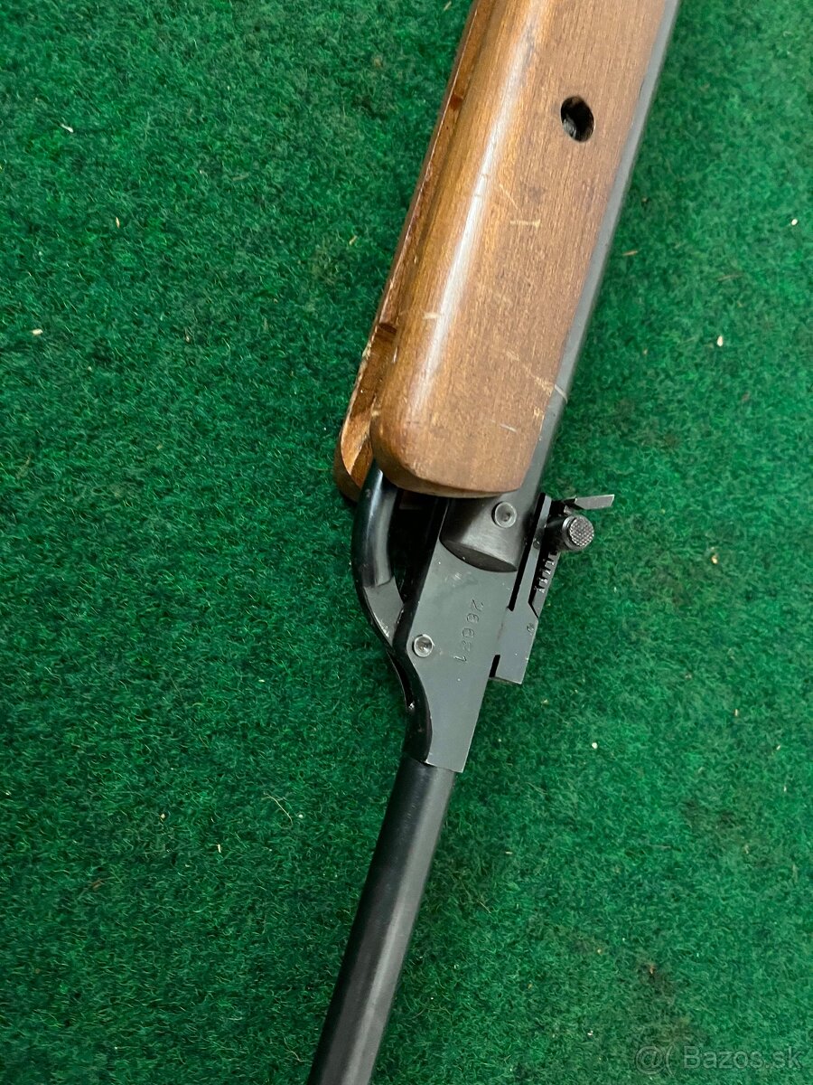 Juhoslovanská vzduchovka zastava cerveni - 13