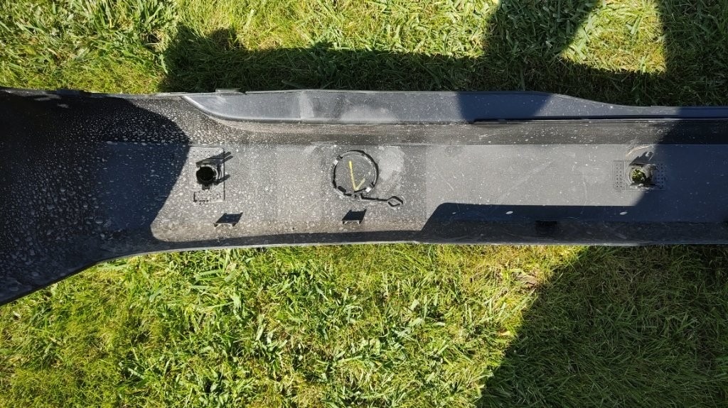 Ford Transit Tourneo Custom II 2 MK2 2023 - zadny naraznik - 13