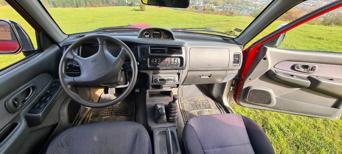 Mitsubishi L200 2.5 TD 4X4 UZÁVIERKA - 13