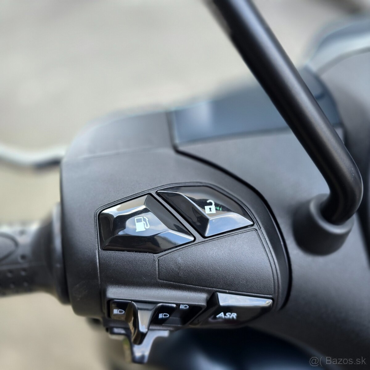 Piaggio Beverly 300 S - 13