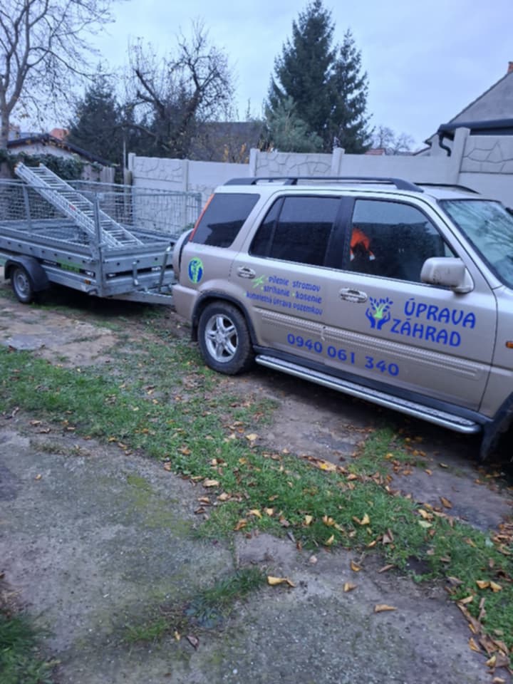 Celoročná údržba záhrad či pozemkov - 13