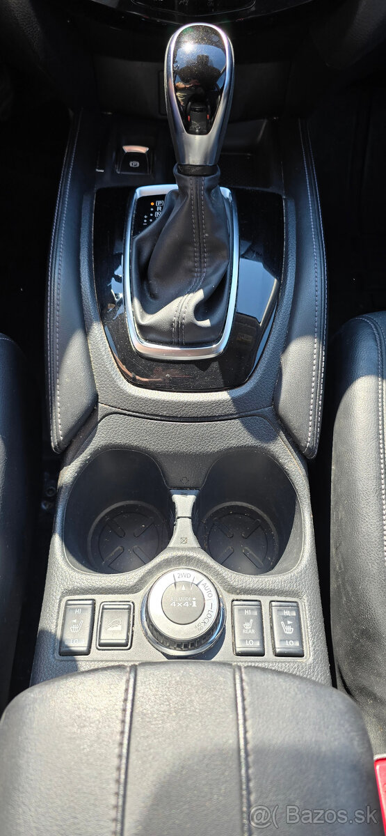 Nissan X-Trail 2,0dCi 4x4 130kW Xtronic Tekna 2/2018-164.200 - 13