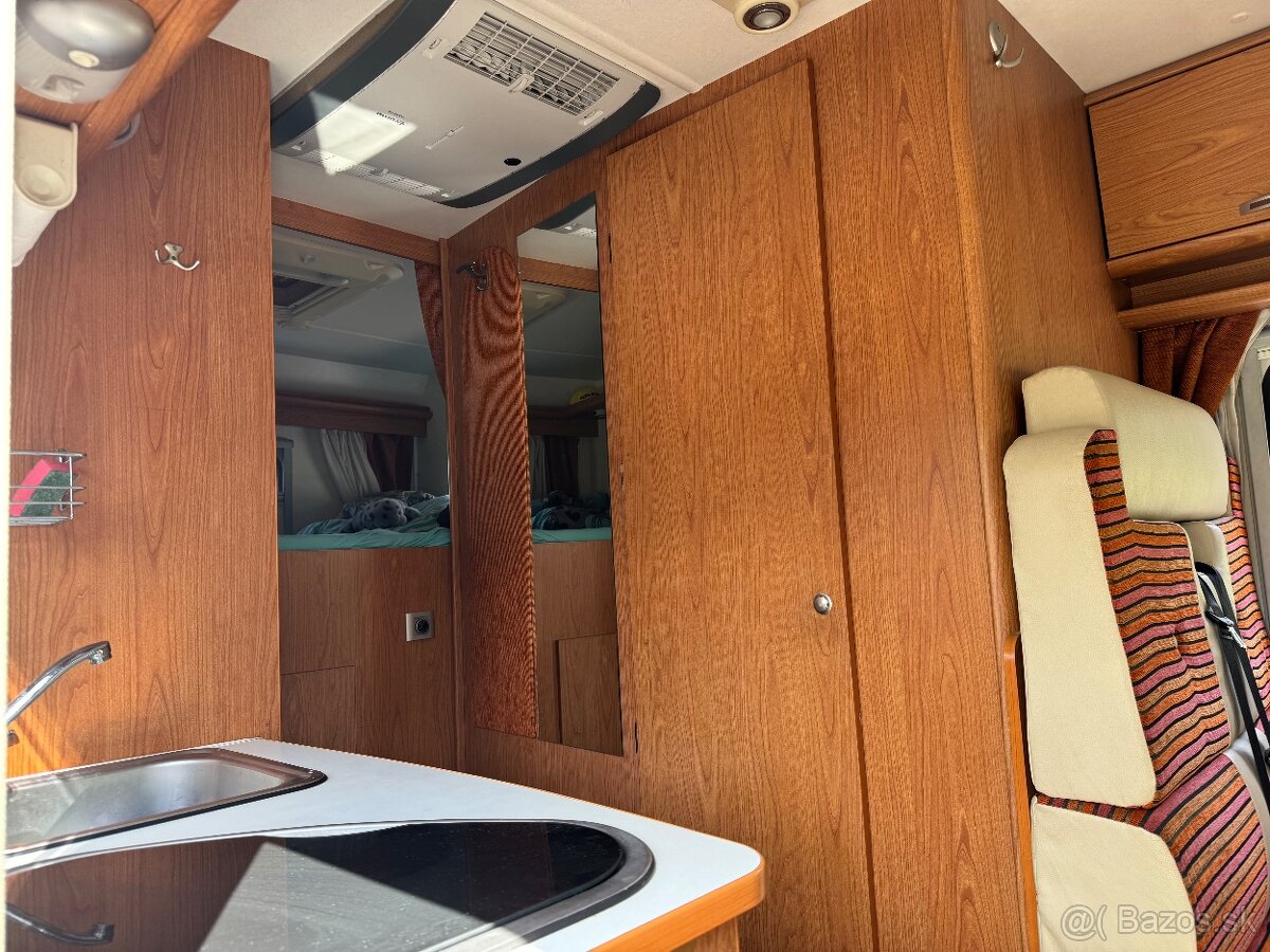 Autokaravan Ford Rimor Transit 2.2 - 13