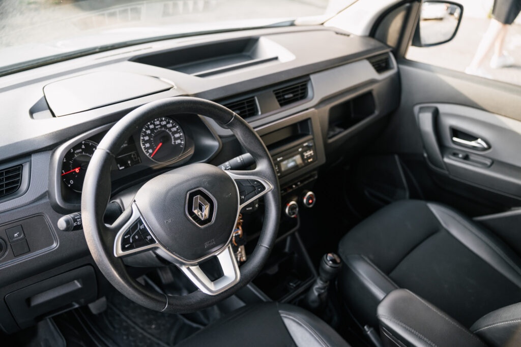 Renault Express 1.5 dci M6 - 13