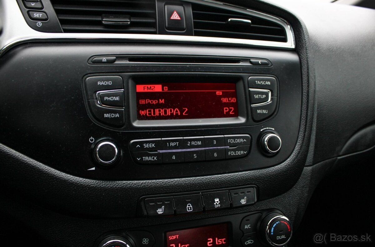 Kia Ceed 1.4 CRDi Silver - 13