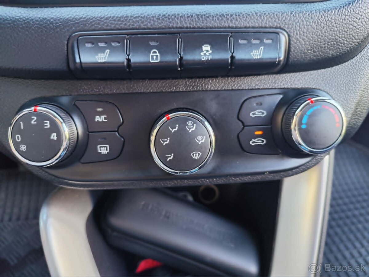 Kia Ceed 1,4 r.2017 - 13