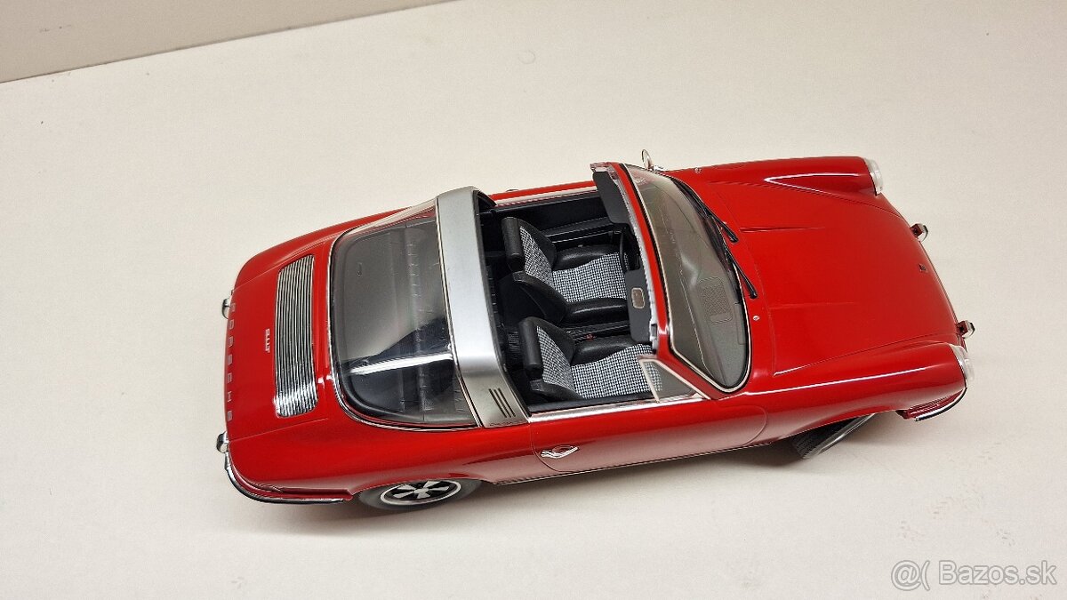1:18 PORSCHE 911 TARGA - 13