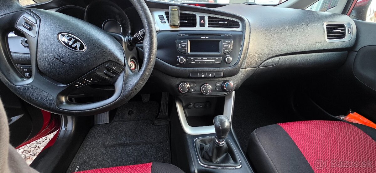 Kia Ceed 90tisíc km - 13