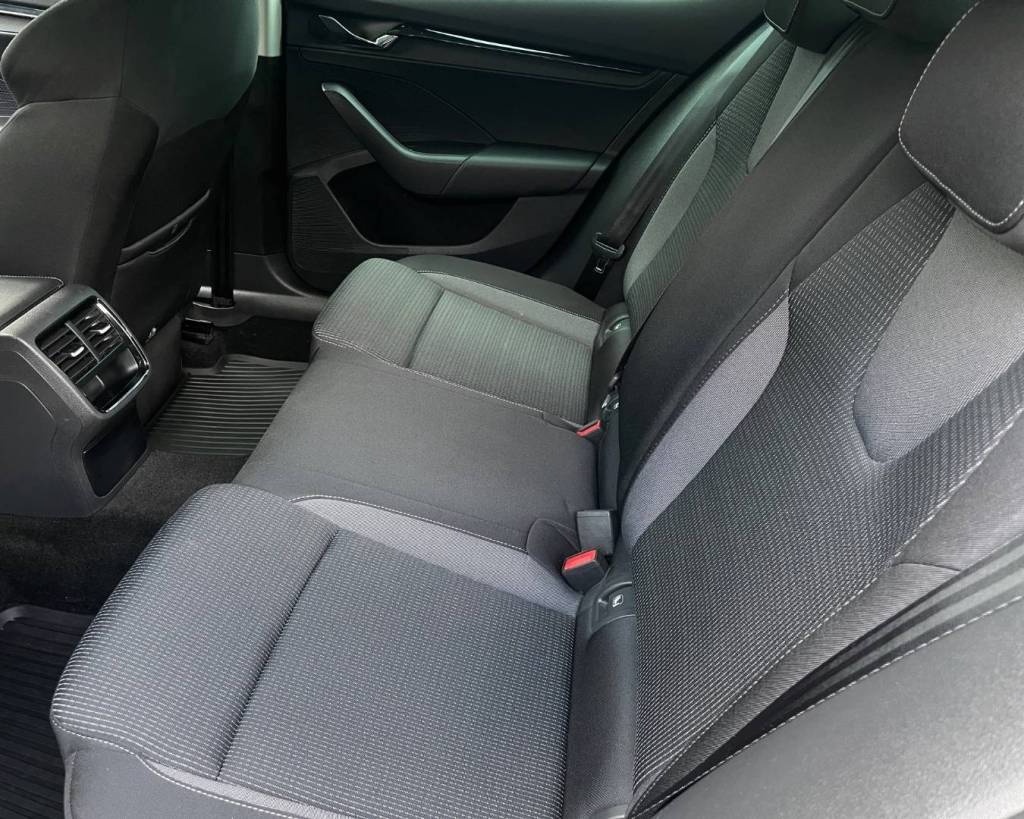 Škoda Octavia 4 IV 2.0 TDI SCR - 13