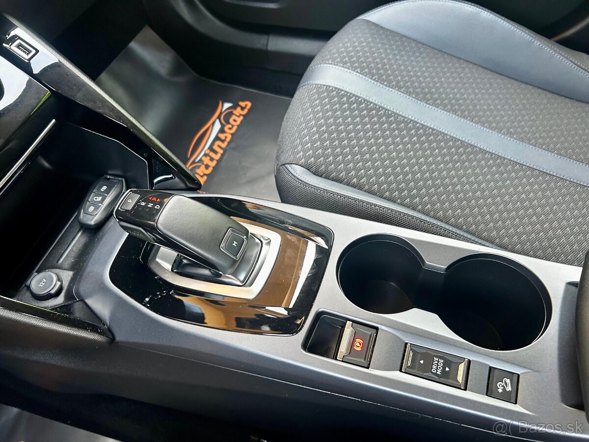 Peugeot 2008 1.5 BlueHDi 130 Allure EAT8 - 13