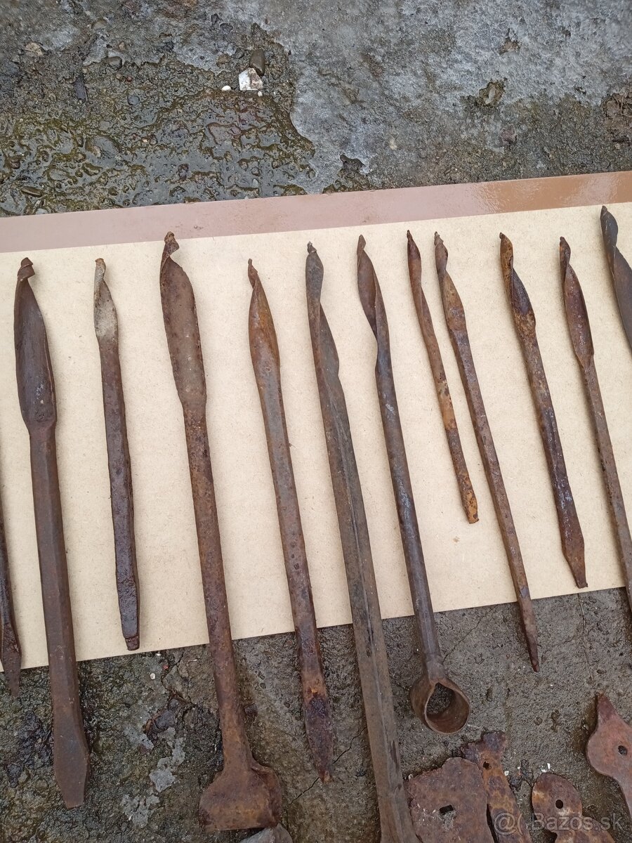 Nebožiec nebožce - 13