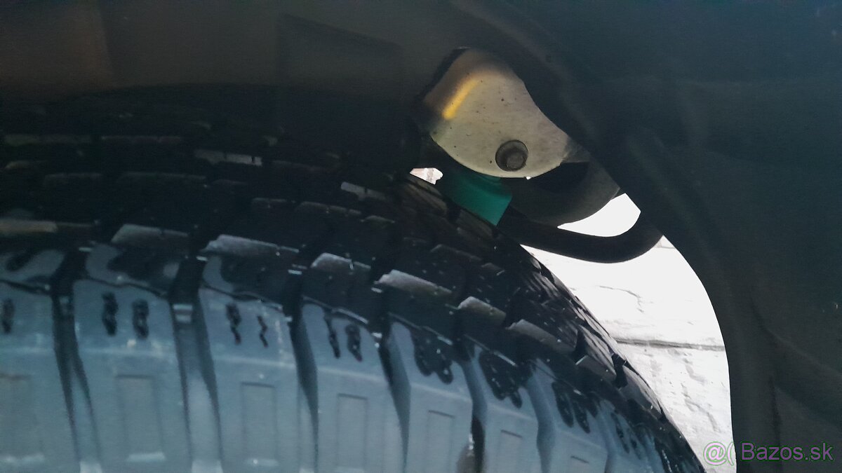 Jeep Cherokee KK - 13