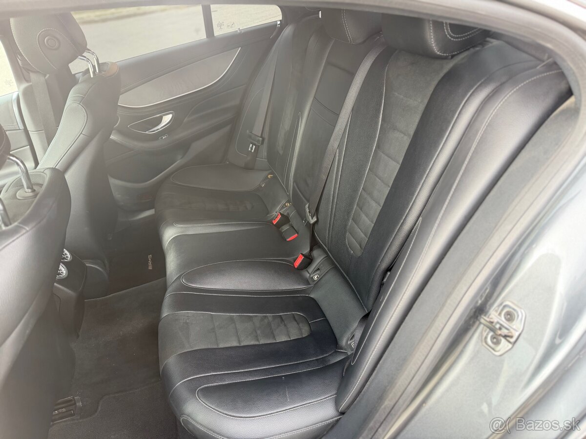 Mercedes CLS 300d - 13