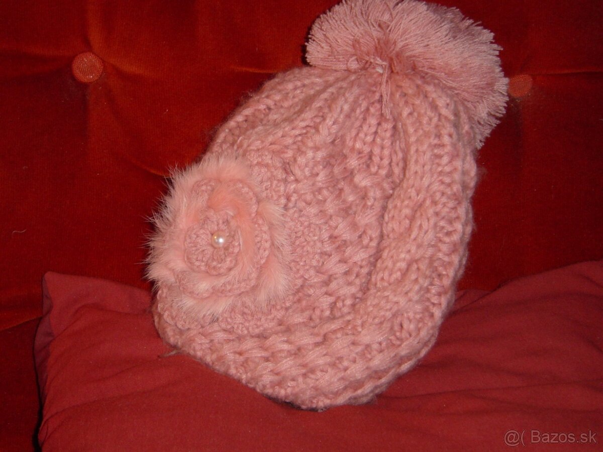 Dámska zimná bunda s kapucňou béžová - 13