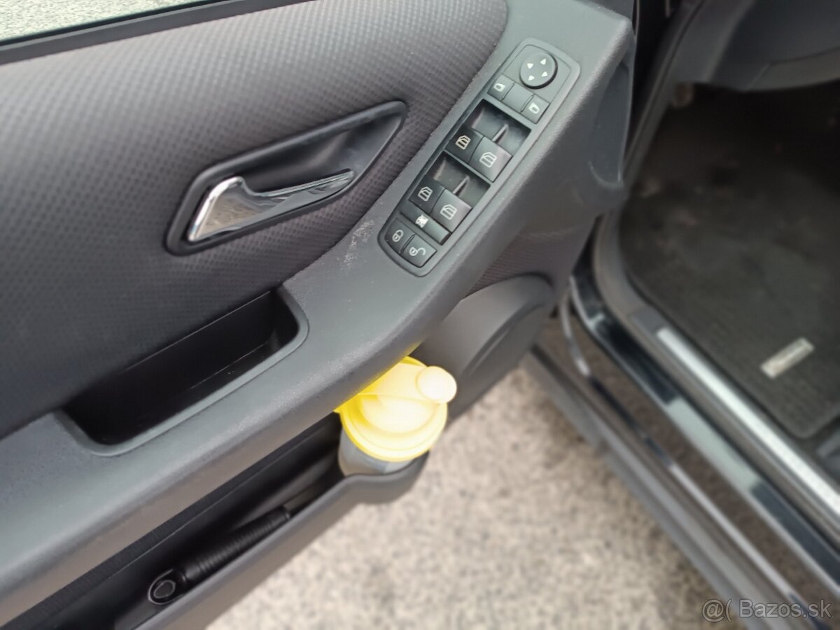 Predám Mercedes Benz A 160 CDI facelift - 13