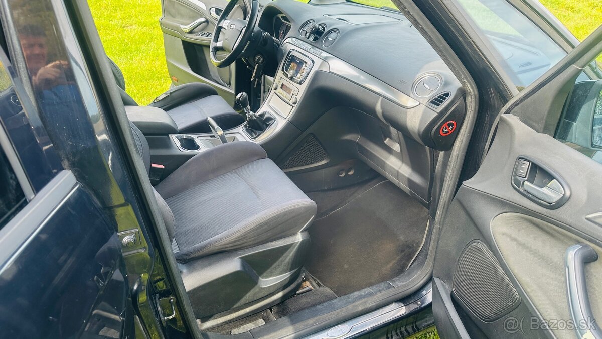 Ford S-Max 2.0 TDCI - 13