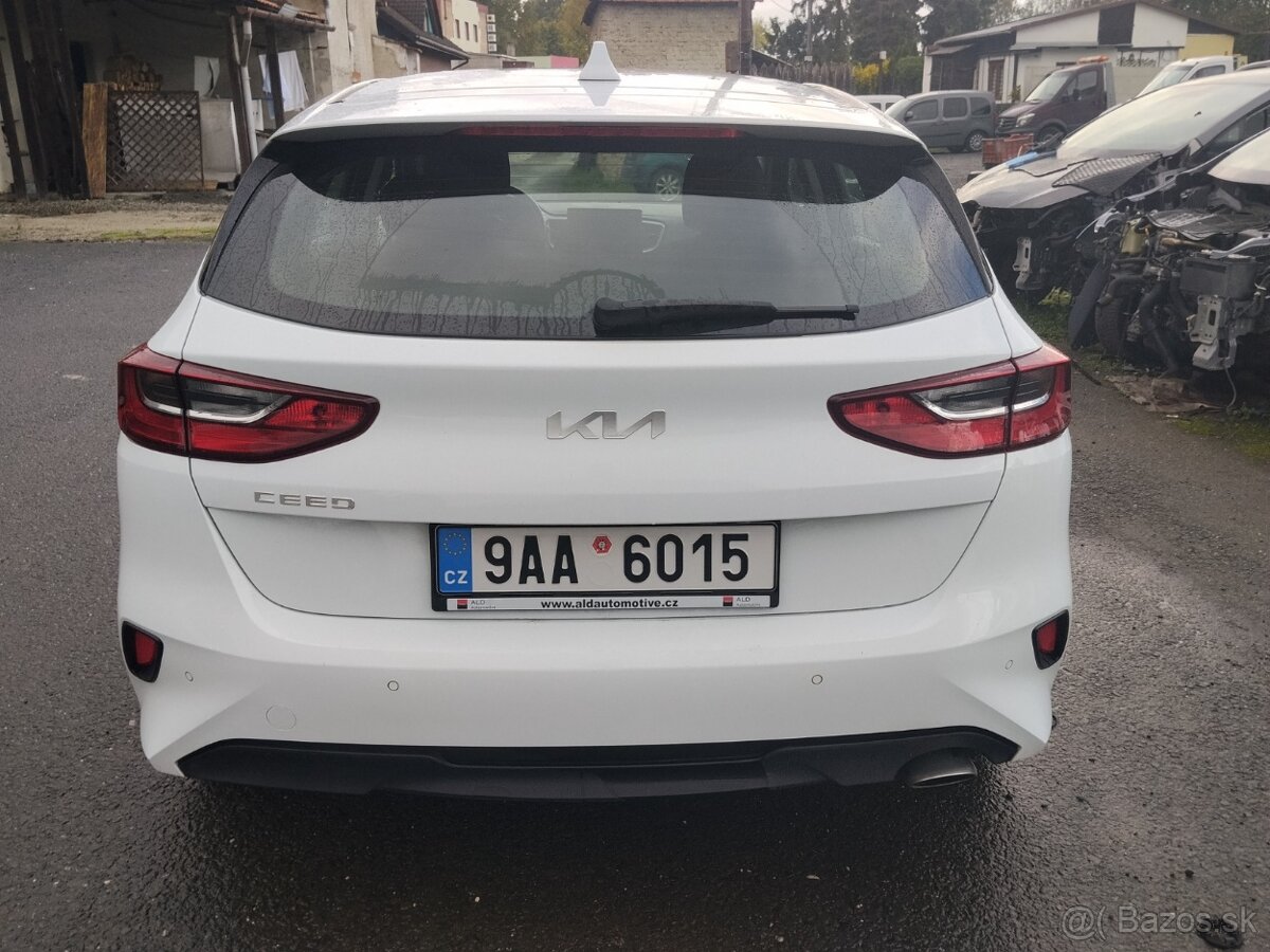 Kia Ceed 1.5, Benzín,118 Kw, rv.2021/12 (c.j.2831) - 13