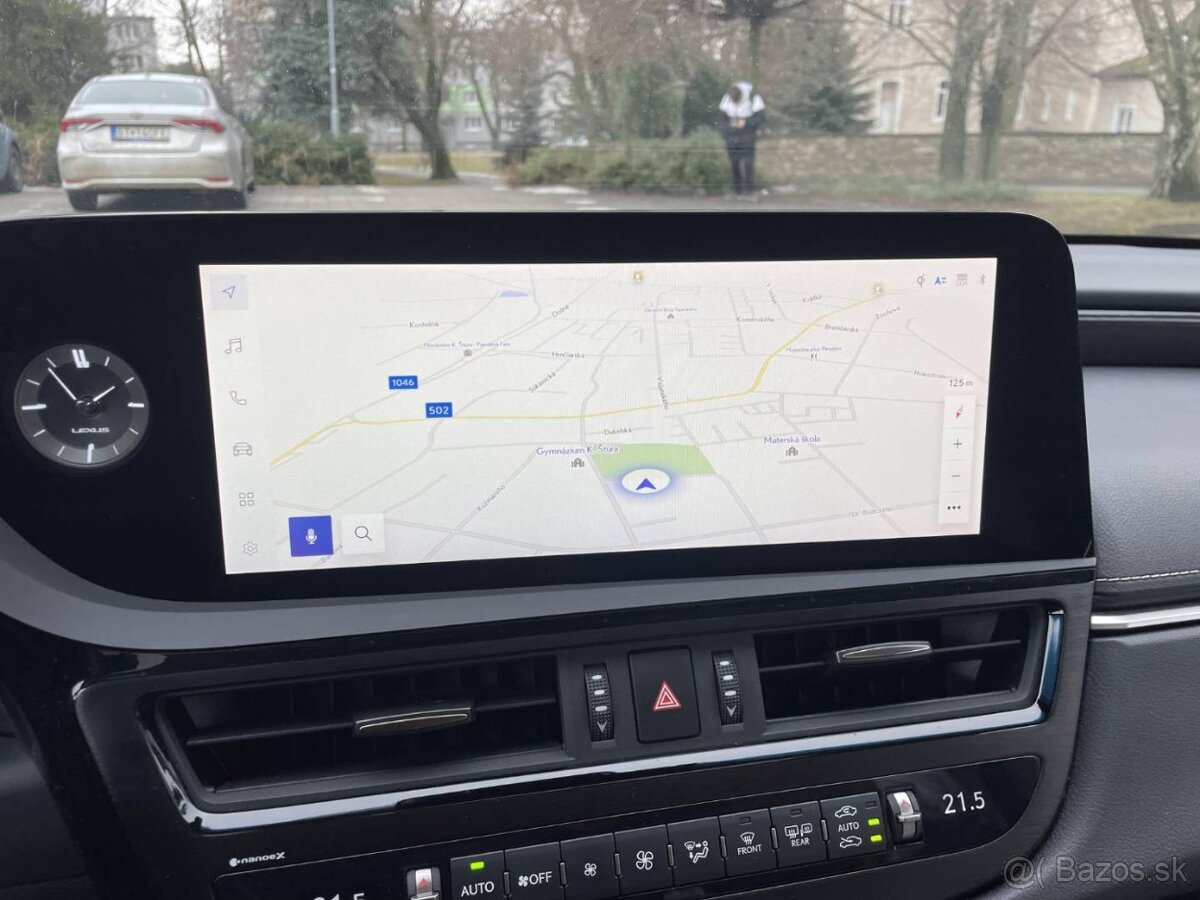 Lexus ES 300h Limited Edition - 13