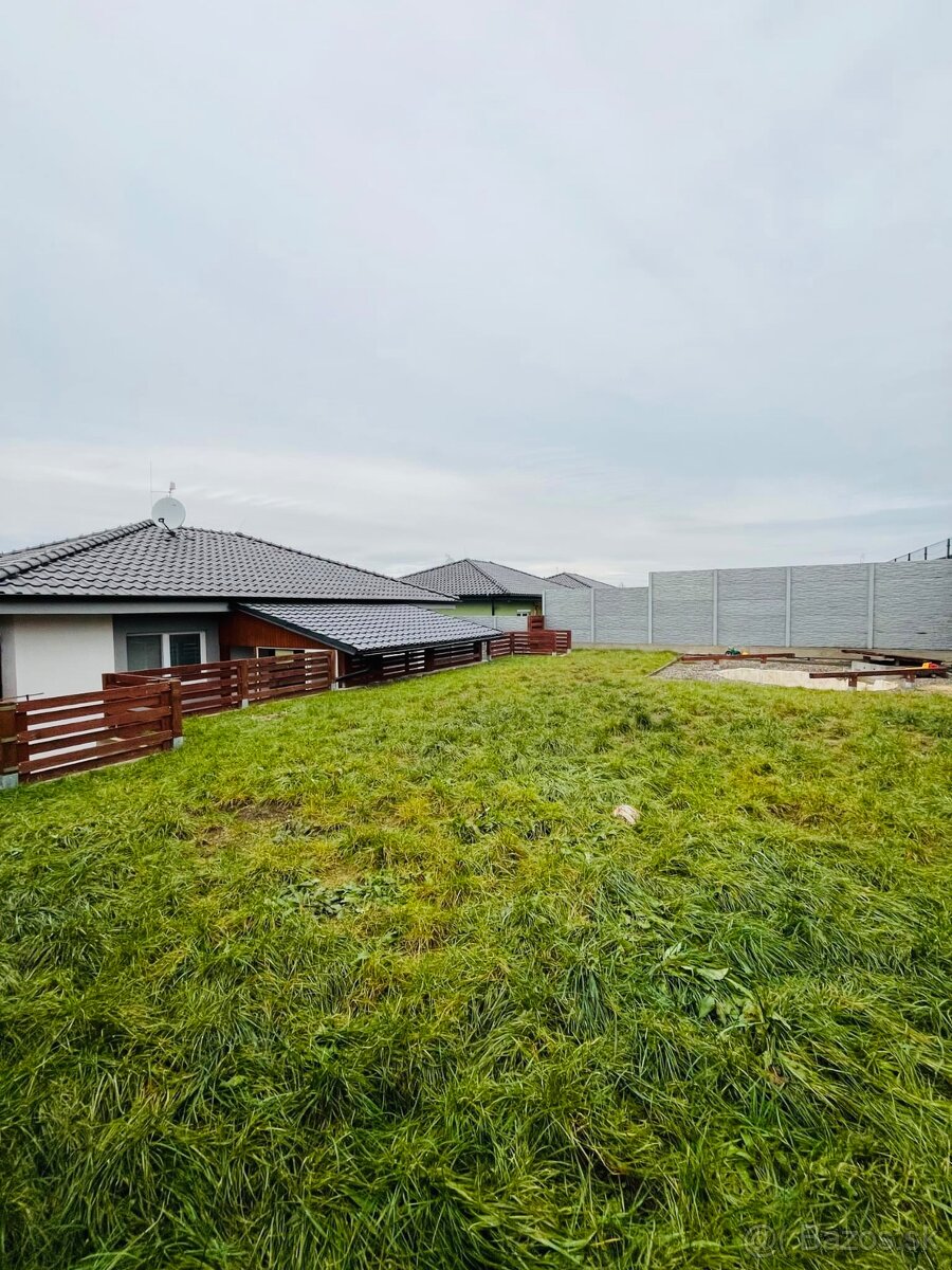 ZĽAVA Krásny RD, A.Dubčeka Holíč - 13