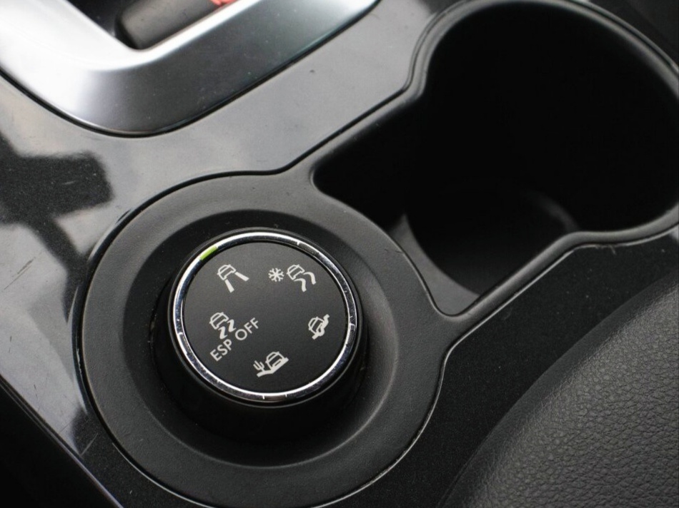 Peugeot 3008 1.6 e-HDi AT6 - 13