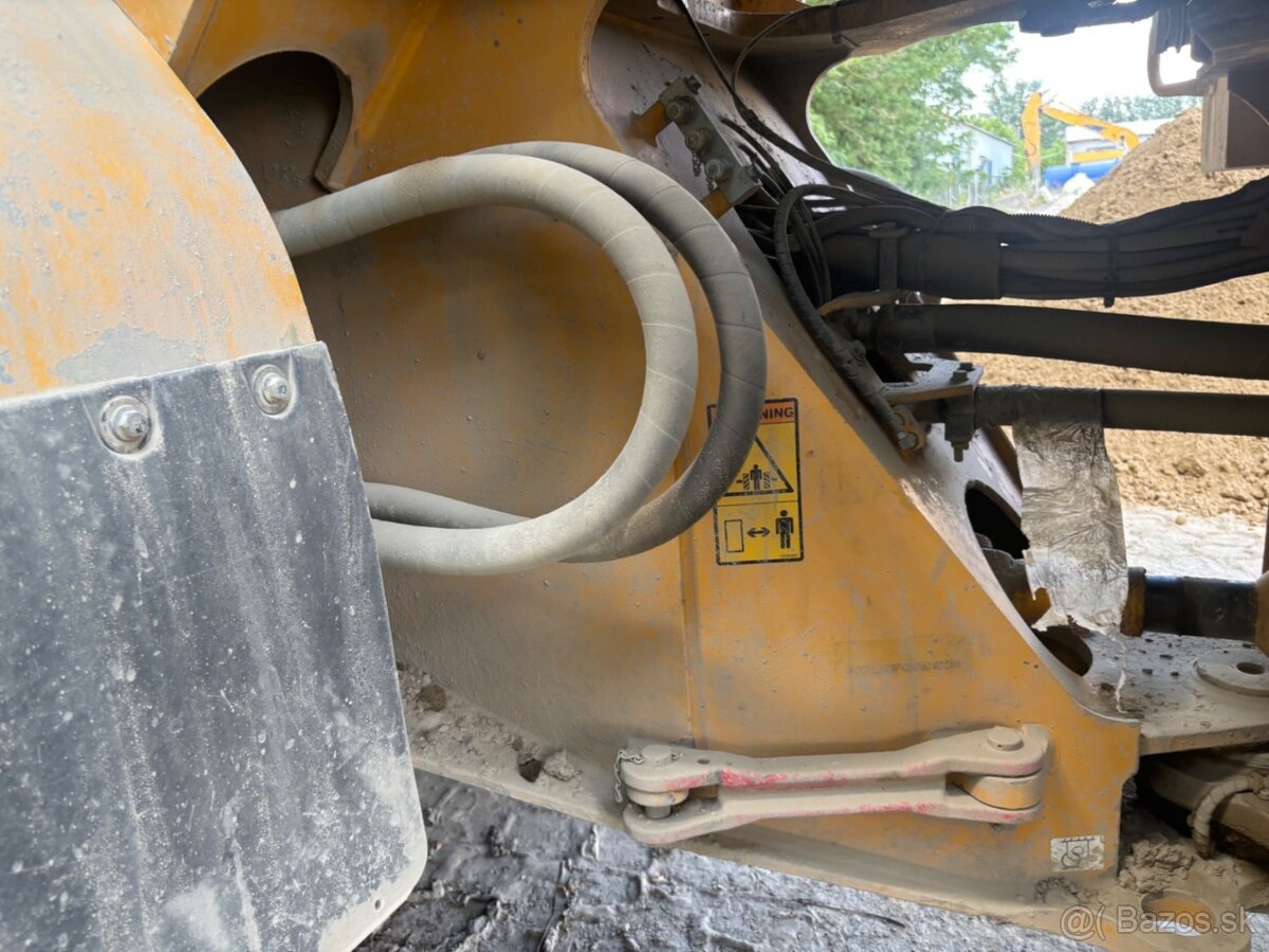 VOLVO L120F 4X4 - 13