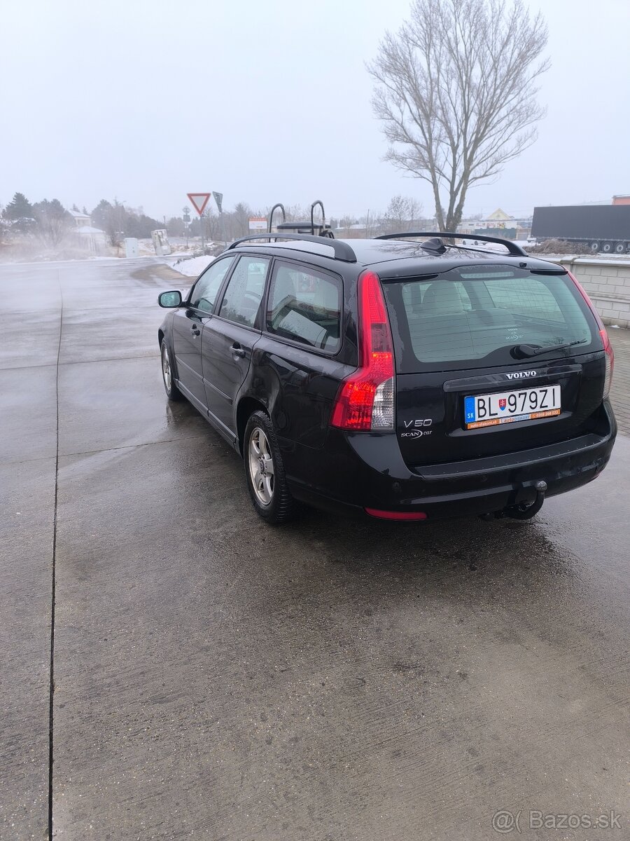 Volvo V50 - 13