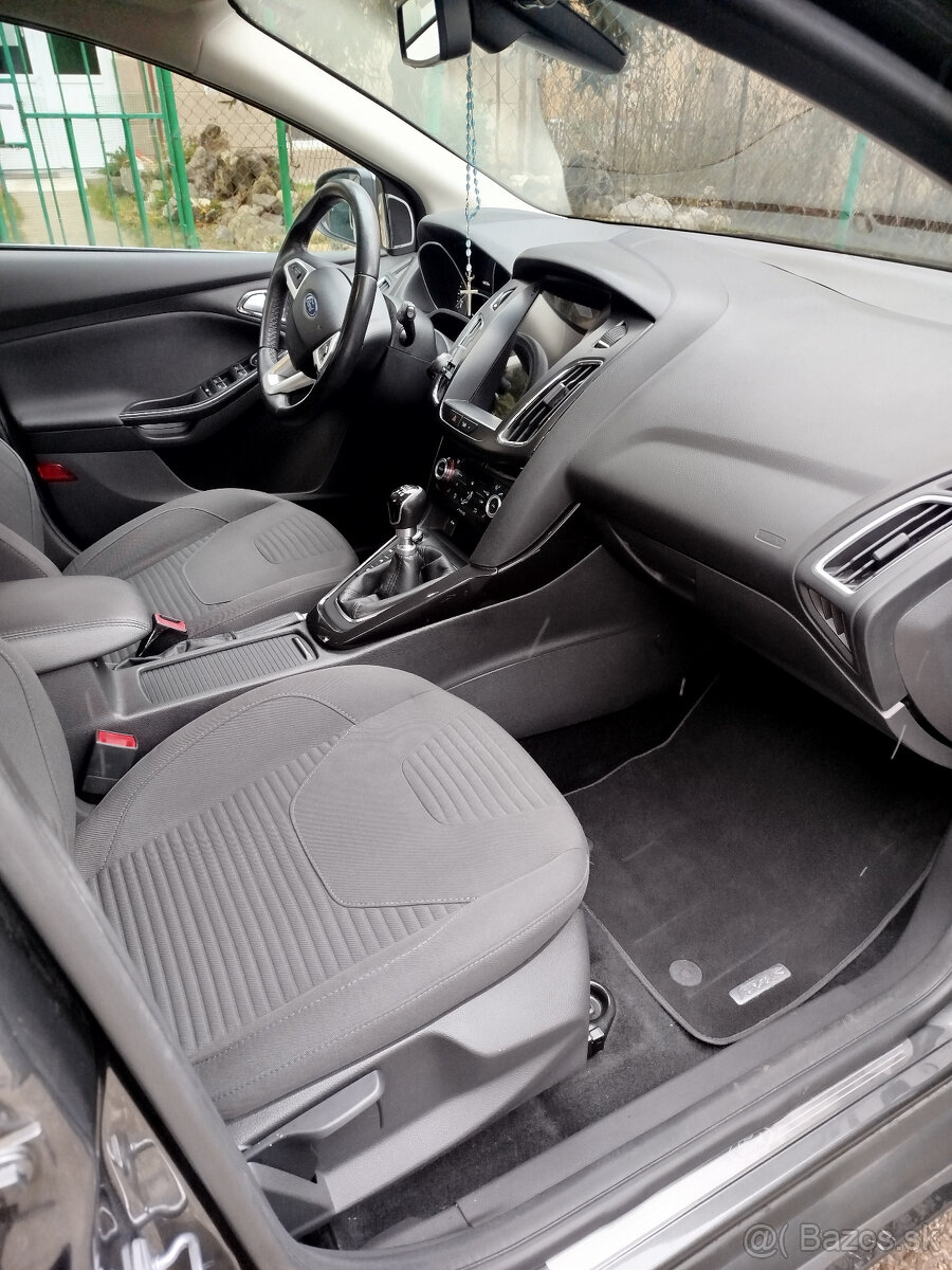 Predám Ford Focus - 13