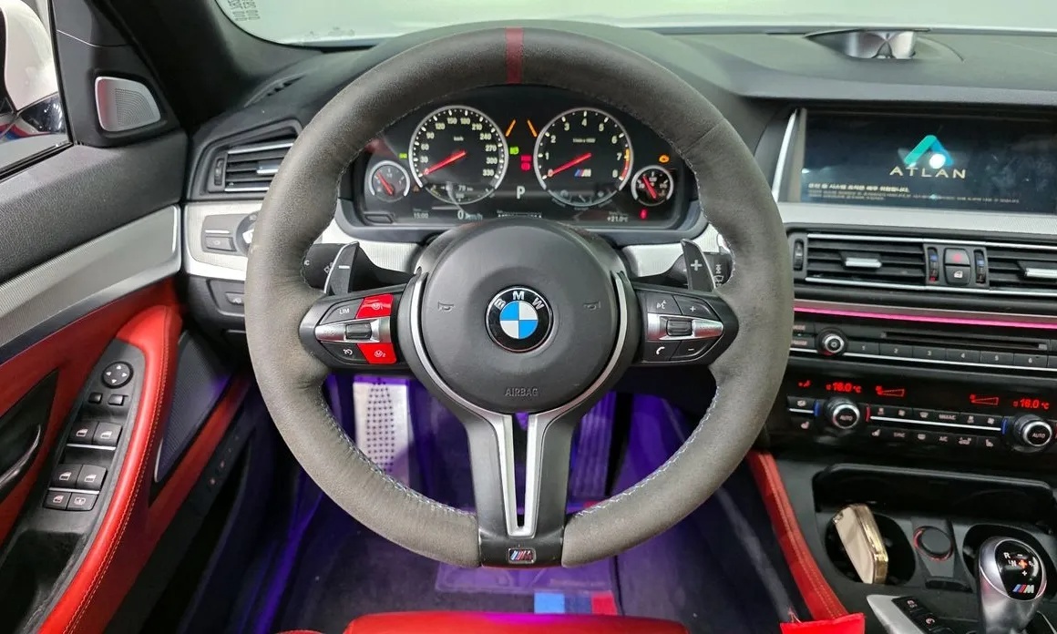 2016 BMW M5 - 13