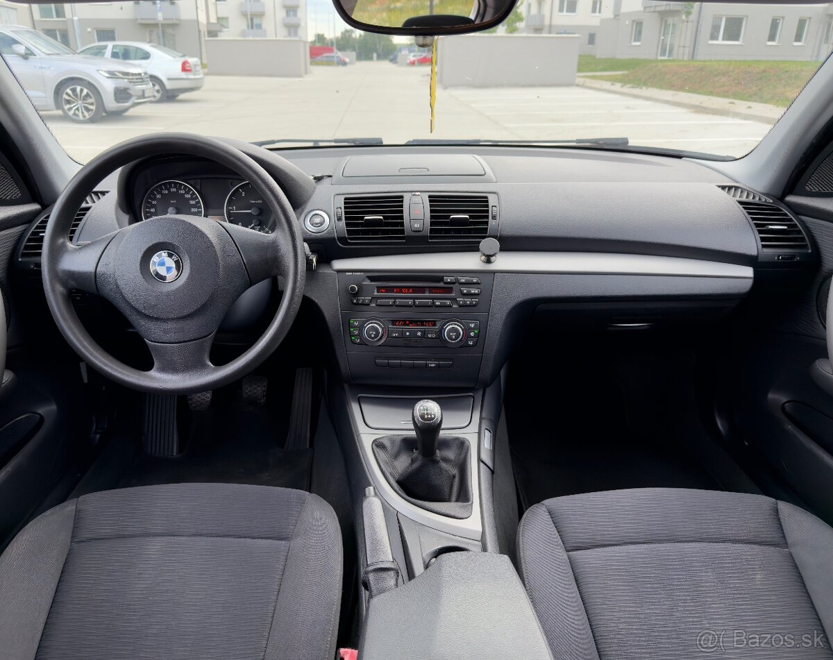 BMW 120d E87 / LCI / XENON / PDC / - 13