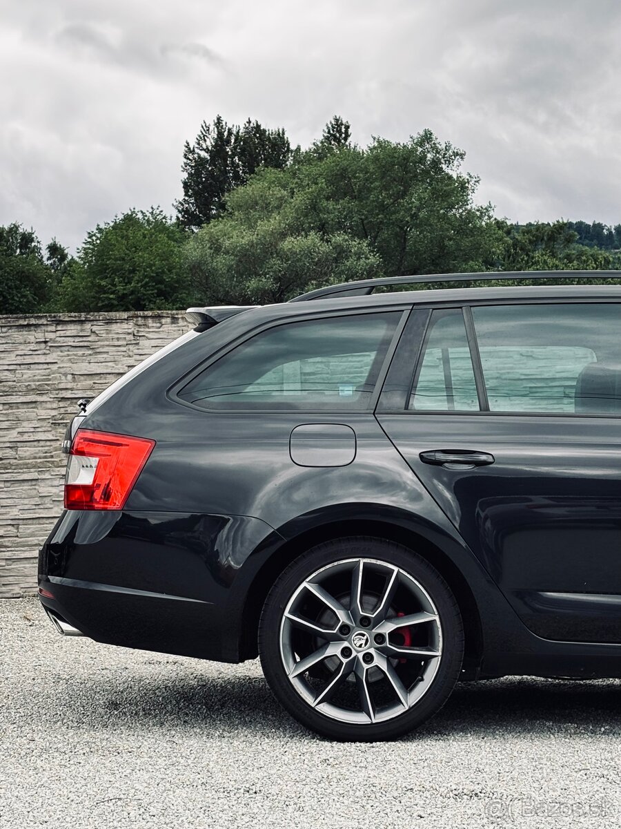 Škoda Octavia Combi RS 2.0 TDI DSG - 13