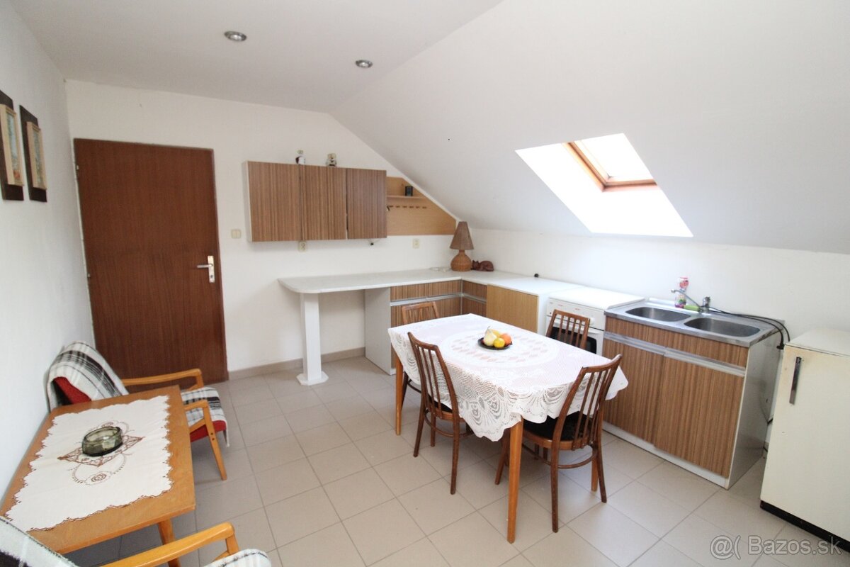 BRANDreal – Priestranný rodinný dom s potenciálom viacgenera - 13