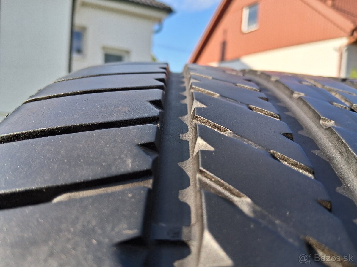 295/40 r22 letne pneumatiky - 13