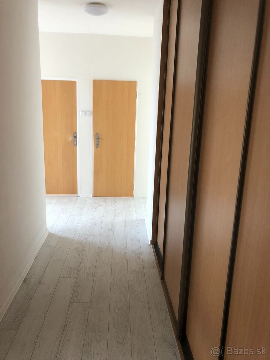 2izbový slnečný byt na Bulvári - 13