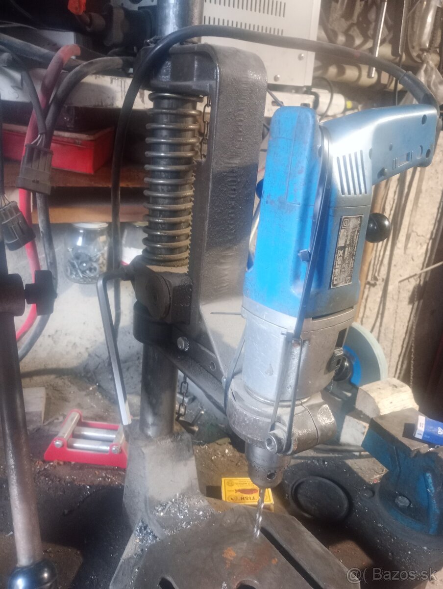 Stojan pod vrtacku - 13