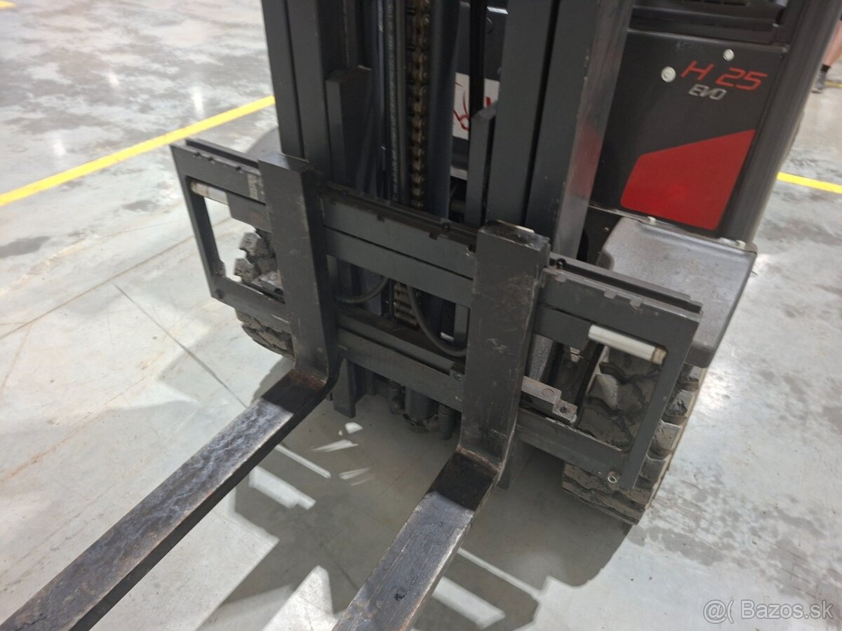 LINDE H 25T - 13