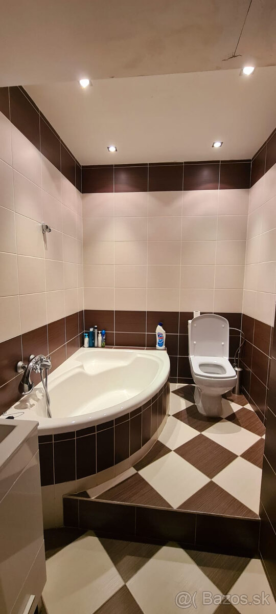 Krásny apartmán v Tatrách 80 m² - 13