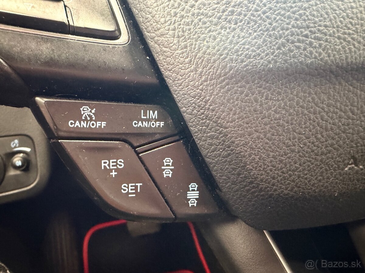 Ford Kuga 2.0 TDCi 4x4 automat 180 koní - 13