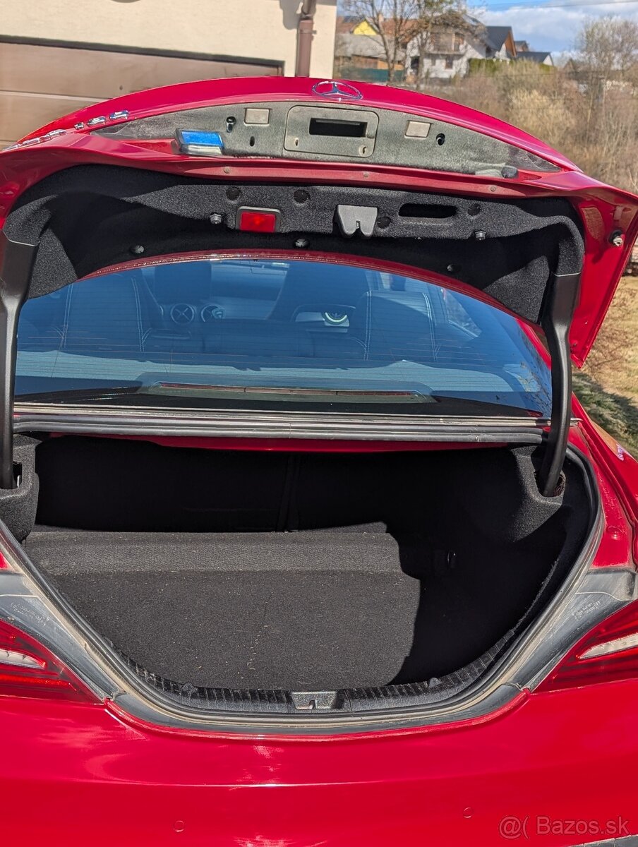 Mercedes Benz CLA 180 90kw - 13