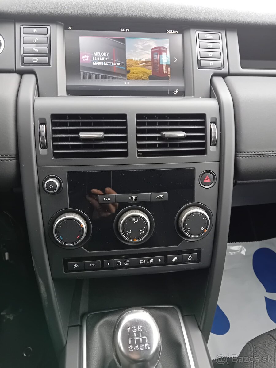 Land Rover Discovery Sport - 13