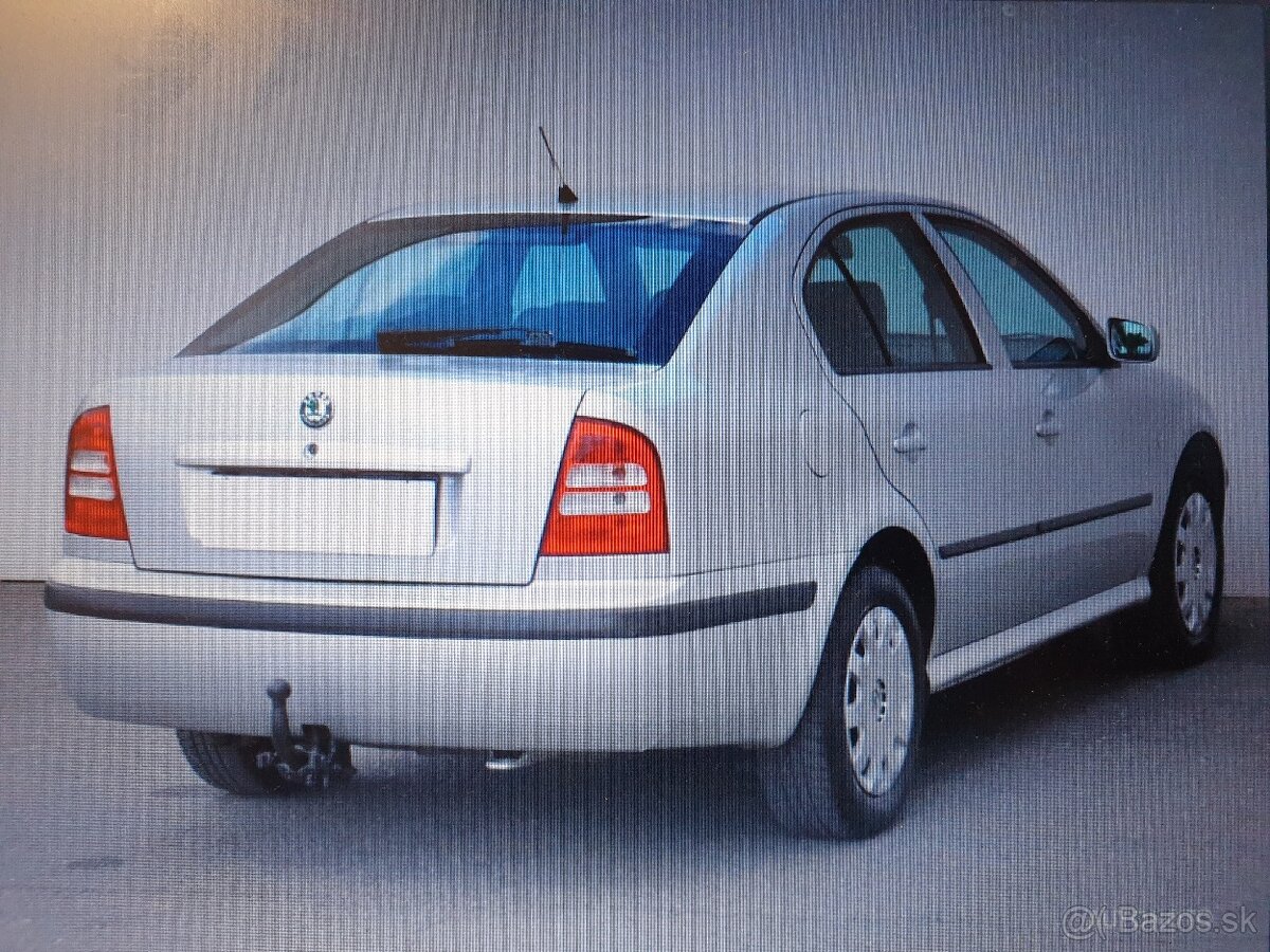 Škoda Octavia 1 predná kapota,strieborná 9102 - 13