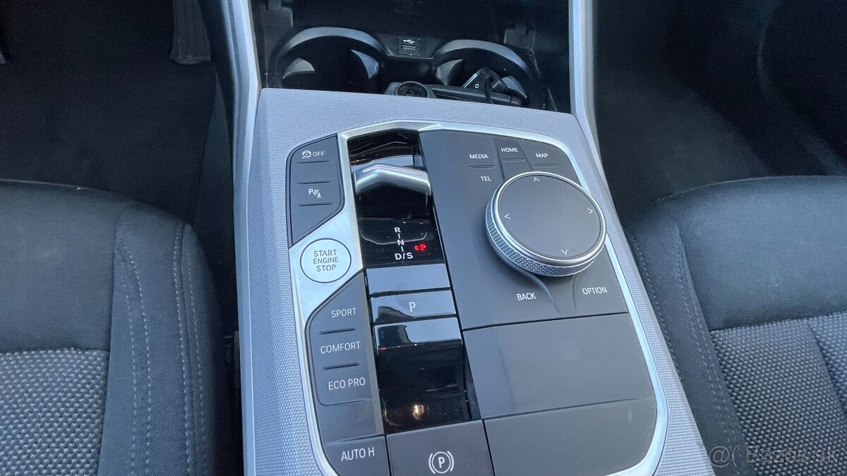 BMW Rad 3 Touring 320d mHEV xDrive A/T Facelift - 13