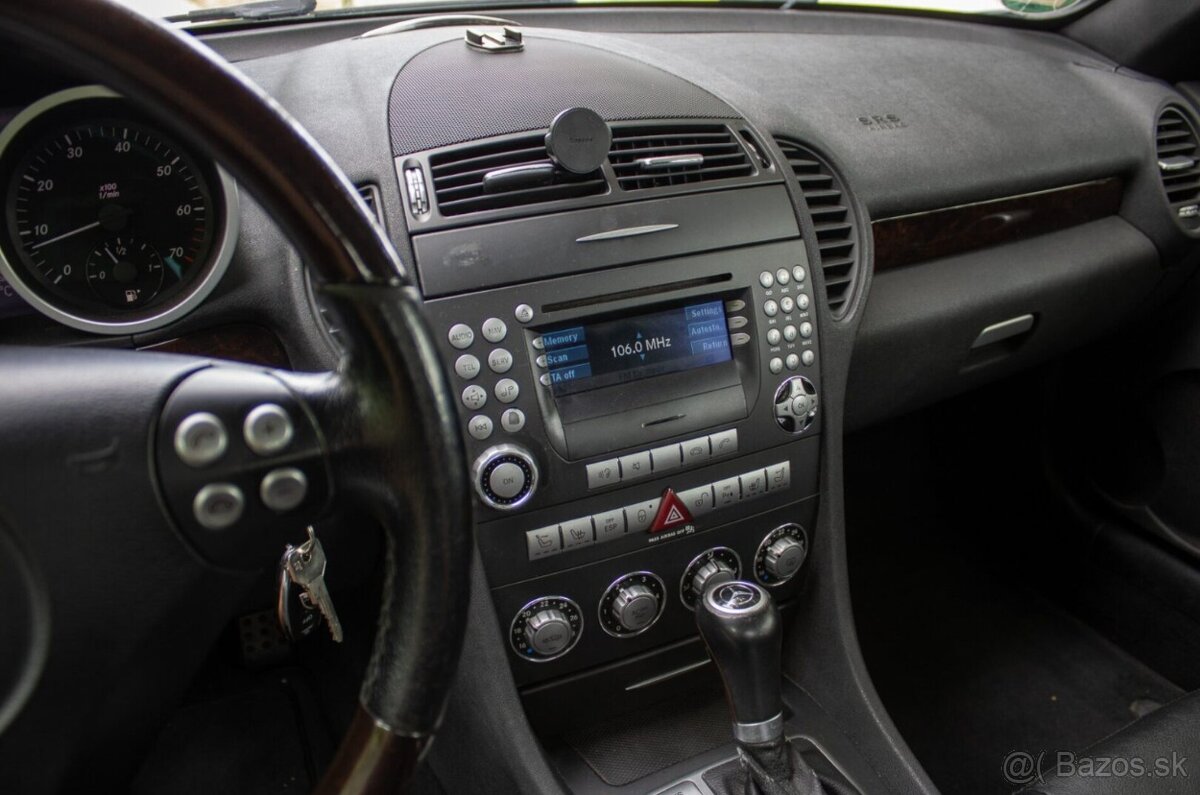 Mercedes-Benz SLK 350 - 13