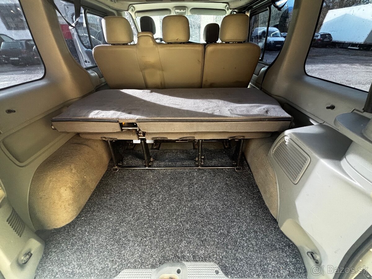 Vivaro - 13