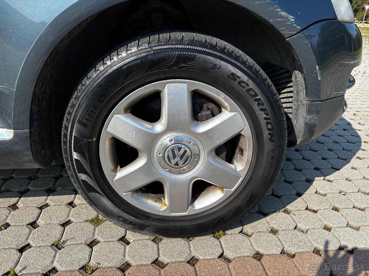 Volkswagen Touareg V10 2003 - 13